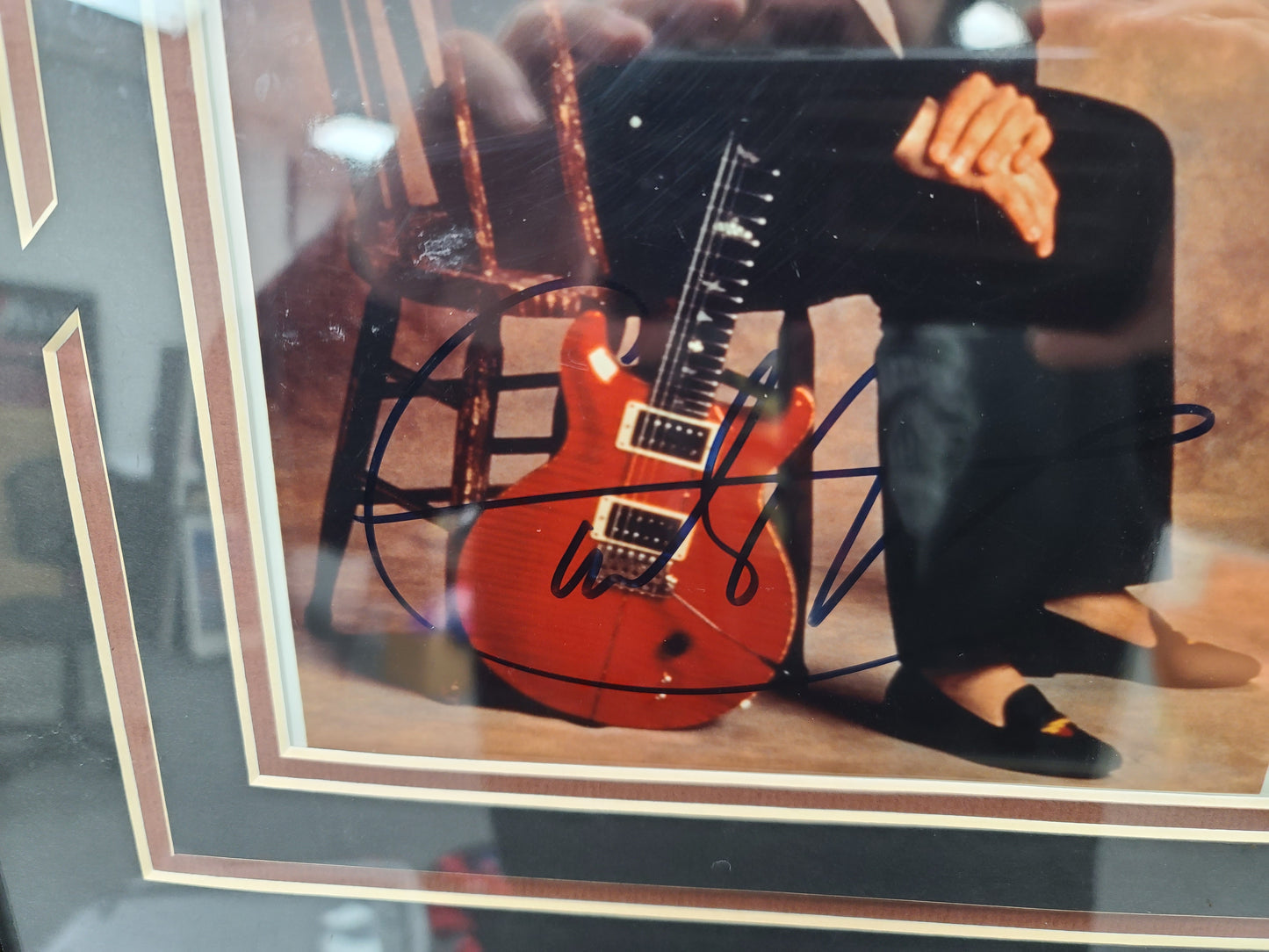 Santana Signature Guitar – Feel the Soul of a Legend
