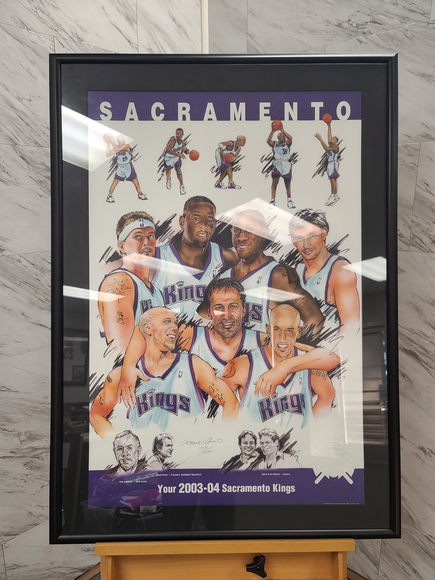 2003-04 Sacramento Kings Autographed Poster: Showtime in Sactown